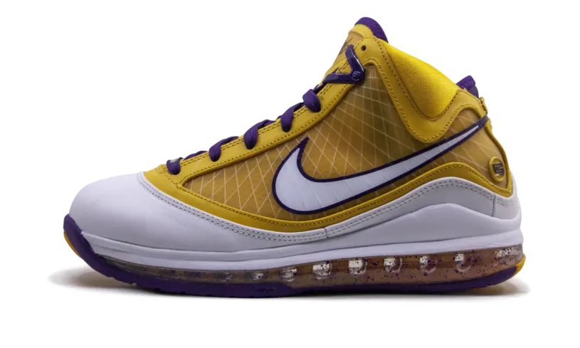 Nike Basketball Air Max Lebron 7 'Media Day'